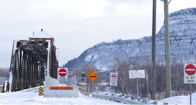 A Superior Court justice recently ruled in favour of the City of Thunder Bay’s application for a hearing over the James St. swing bridge, which has been closed to vehicles since an October 2013 fire damaged the structure.