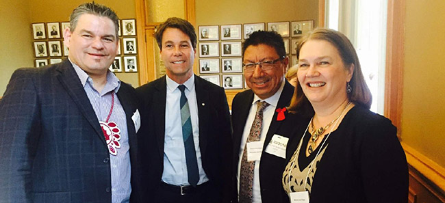 Ontario Regional Chief Isadore Day and Nishnawbe Aski Nation Grand Chief Alvin Fiddler and other First Nation leaders met with Federal Minister of Health Jane Philpott and Provincial Minister of Health and Long Term Care Dr. Eric Hoskins in Queens Park March 31 on the state of First Nations Health. 